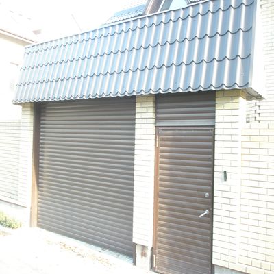 Ролеты защитные (цвет белый, бежевый, коричневый, серый)